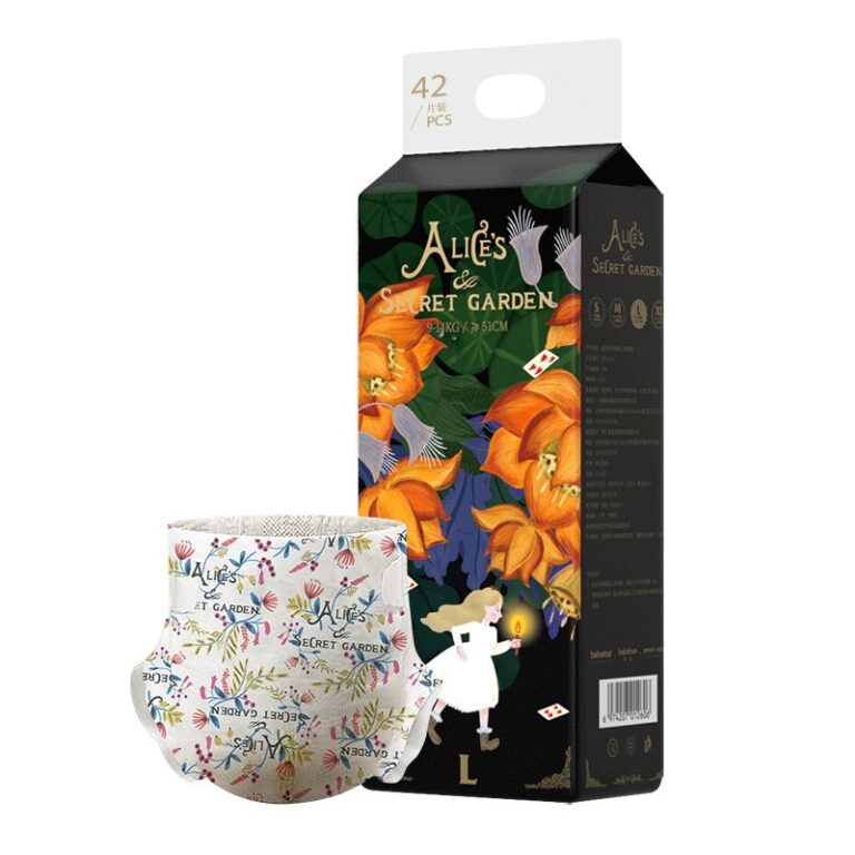 alice-secret-garden-diapers-main-01